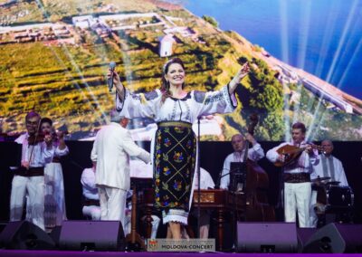 Diamanta Paterău, Orchestra „Mugurel”, Ion Dascăl