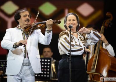 Ioana Căpraru, Nicolae Botgros, Orchestra Națională „Lăutarii”